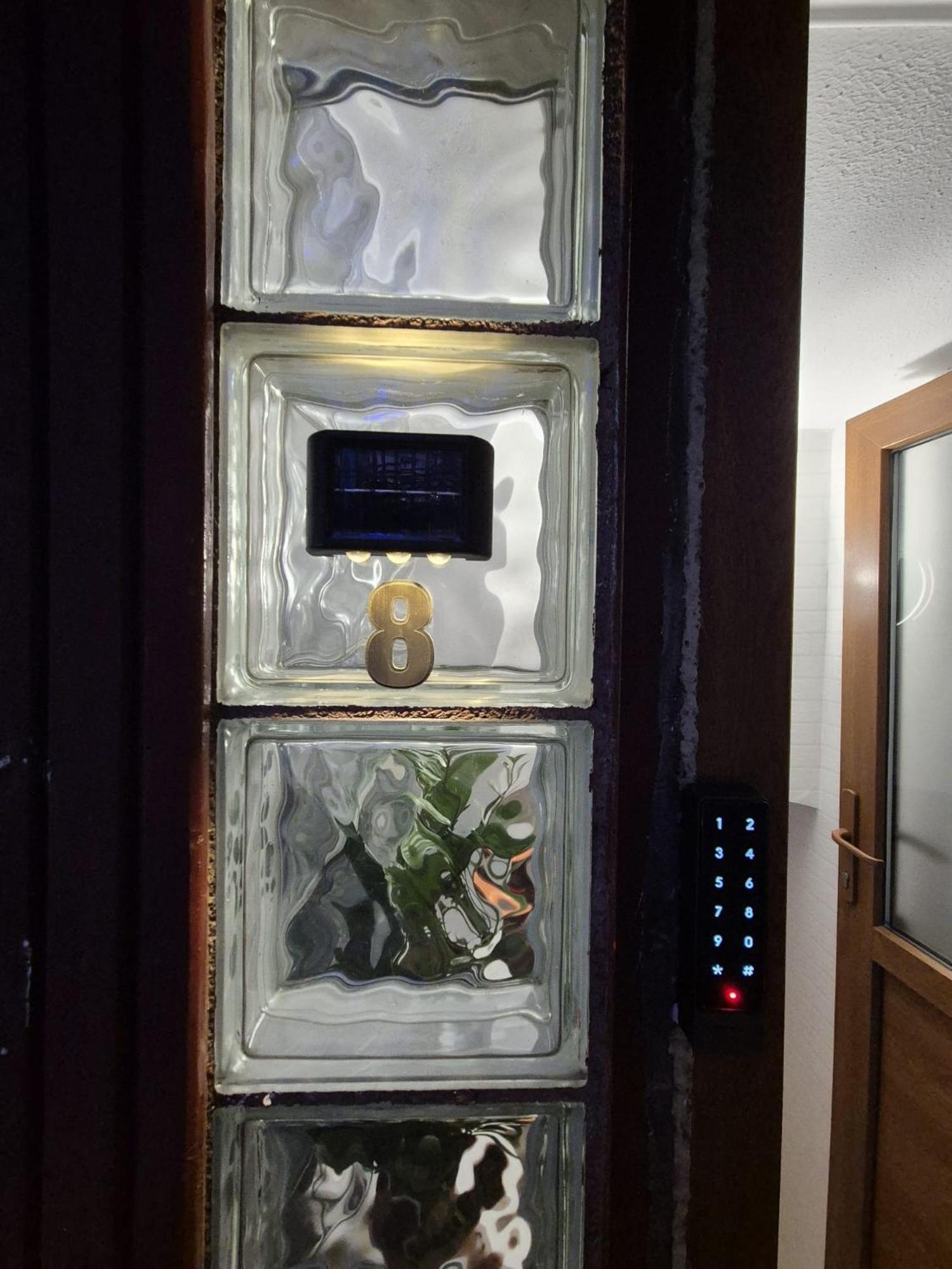 Boutique Old 8 * Bucureşti